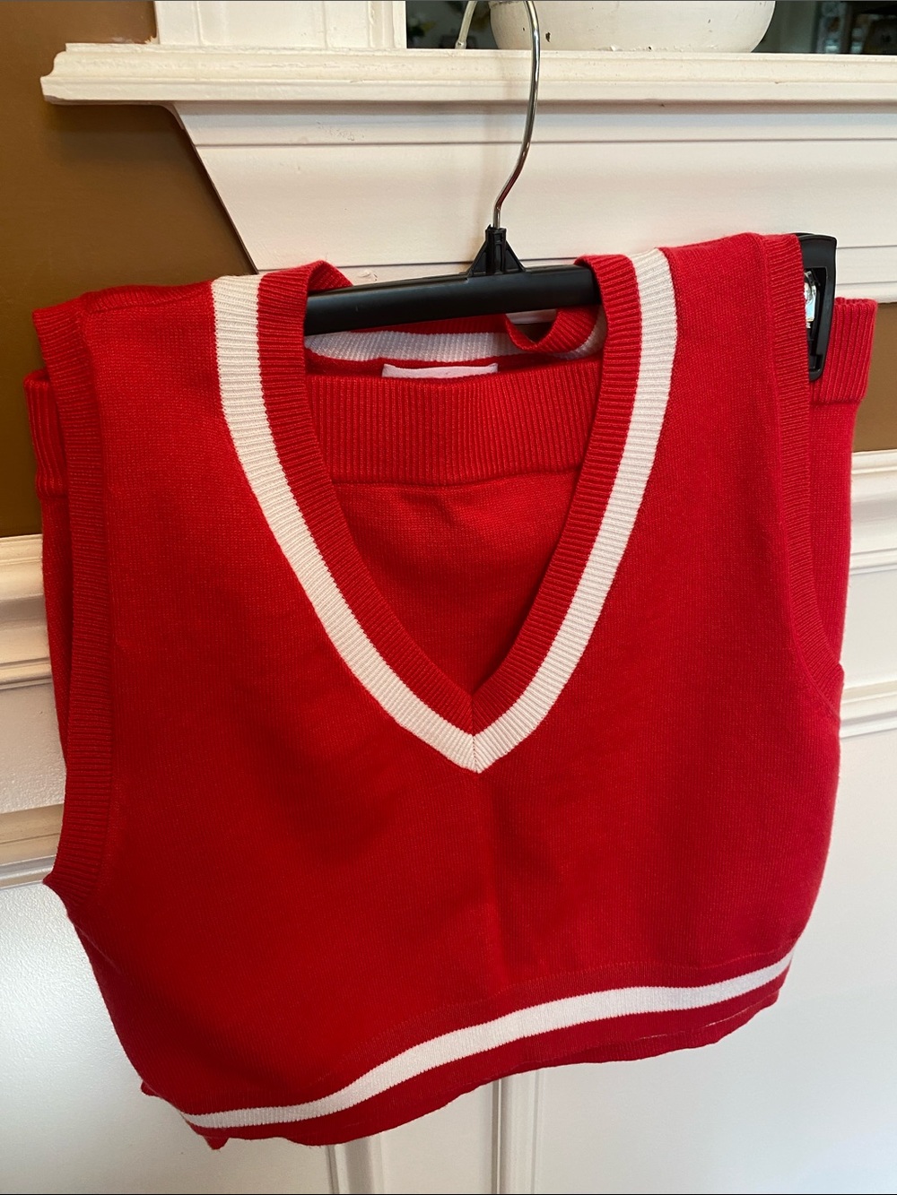 Red Knit Bandeau Crop Top & mini skirt Set w/White Trim Day + Moon Sz M LIKE NEW - Picture 11 of 16